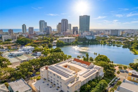 Condominio en venta en Saint Petersburg, Florida, 1 dormitorio, 58.06 m2 № 2287997 - foto 27