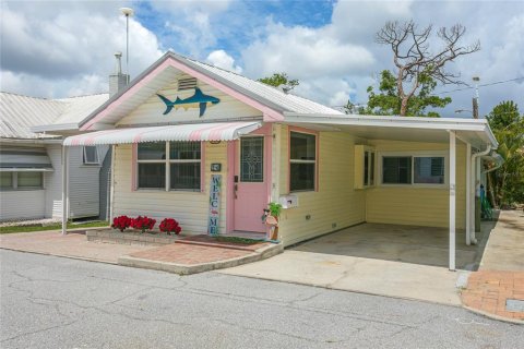 House in Bradenton, Florida 2 bedrooms, 90.49 sq.m. № 2097020 - photo 3