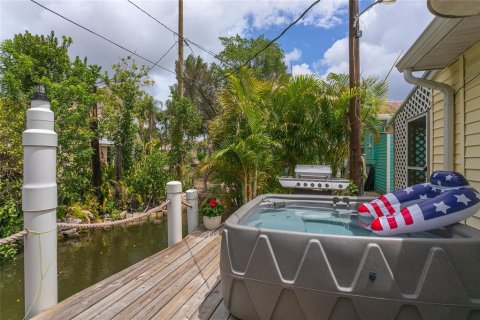 House in Bradenton, Florida 2 bedrooms, 90.49 sq.m. № 2097020 - photo 26