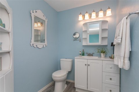 House in Bradenton, Florida 2 bedrooms, 90.49 sq.m. № 2097020 - photo 14