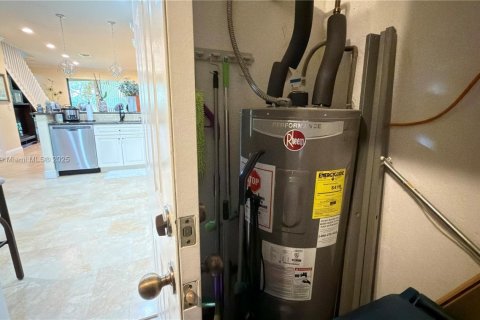 Touwnhouse à louer à Weston, Floride: 2 chambres, 107.3 m2 № 1966059 - photo 10