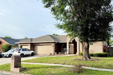 House in Valrico, Florida 4 bedrooms, 206.06 sq.m. № 1720689 - photo 10