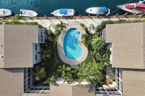 Copropriété à vendre à Fort Lauderdale, Floride: 3 chambres, 99.41 m2 № 1989843 - photo 6