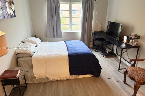 Copropriété à vendre à Fort Lauderdale, Floride: 3 chambres, 99.41 m2 № 1989843 - photo 12