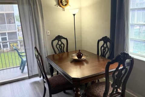 Copropriété à vendre à Fort Lauderdale, Floride: 3 chambres, 99.41 m2 № 1989843 - photo 18