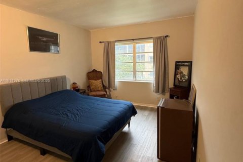 Copropriété à vendre à Fort Lauderdale, Floride: 3 chambres, 99.41 m2 № 1989843 - photo 15