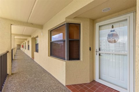 Condominio en venta en Saint Petersburg, Florida, 2 dormitorios, 92.9 m2 № 2101513 - foto 25