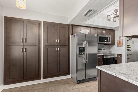 Condominio en venta en Saint Petersburg, Florida, 2 dormitorios, 92.9 m2 № 2101513 - foto 7