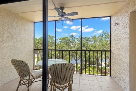 Condominio en venta en Saint Petersburg, Florida, 2 dormitorios, 92.9 m2 № 2101513 - foto 11