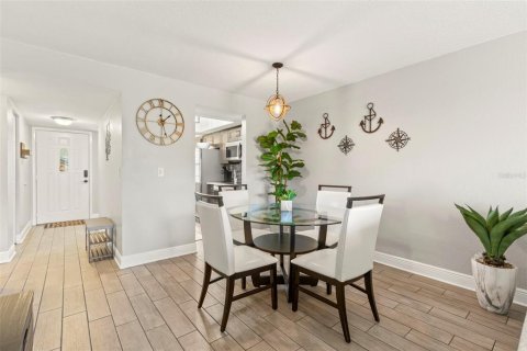 Condominio en venta en Saint Petersburg, Florida, 2 dormitorios, 92.9 m2 № 2101513 - foto 8