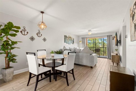 Condominio en venta en Saint Petersburg, Florida, 2 dormitorios, 92.9 m2 № 2101513 - foto 4