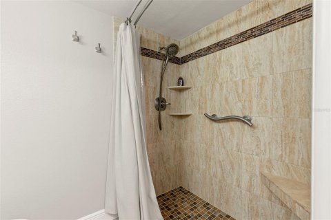 Condominio en venta en Saint Petersburg, Florida, 2 dormitorios, 92.9 m2 № 2101513 - foto 18