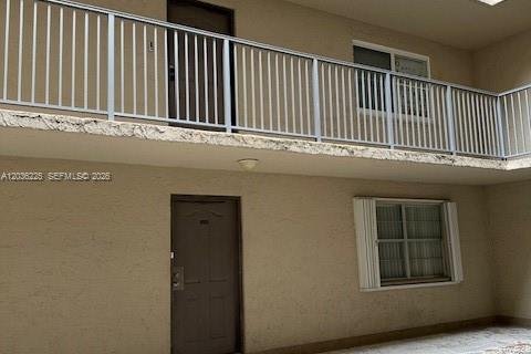 Copropriété à louer à Miami, Floride: 2 chambres, 78.97 m2 № 2084262 - photo 8