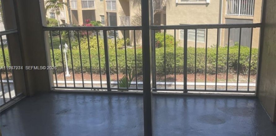 Condo in Miami, Florida, 1 bedroom  № 2041166