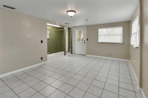 Casa en venta en Lake Helen, Florida, 2 dormitorios, 86.4 m2 № 1773570 - foto 12