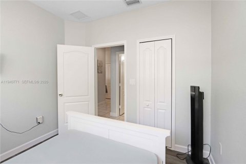 Купить таунхаус в Майами, Флорида 3 спальни, 164.9м2, № 1997784 - фото 14