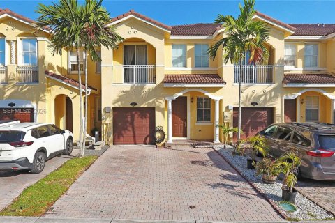 Таунхаус в Майами, Флорида 3 спальни, 164.9м2 № 1997784