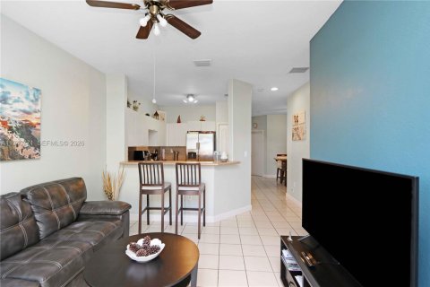 Купить таунхаус в Майами, Флорида 3 спальни, 164.9м2, № 1997784 - фото 7