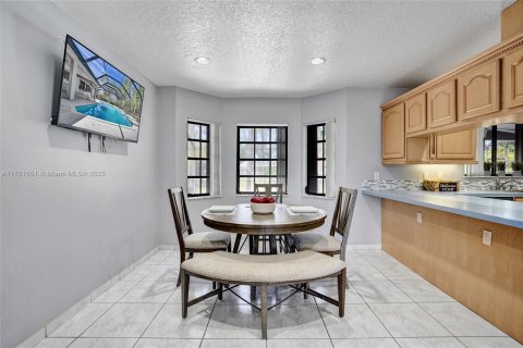 House in West Palm Beach, Florida 4 bedrooms, 254.37 sq.m. № 1863450 - photo 11