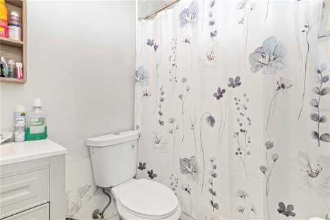 Купить виллу или дом в Порт-Шарлотт, Флорида 9 комнат, 109.25м2, № 2107899 - фото 23