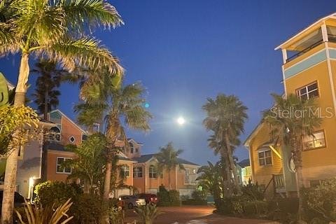 Copropriété à vendre à Ormond Beach, Floride: 2 chambres, 123.47 m2 № 2147531 - photo 3