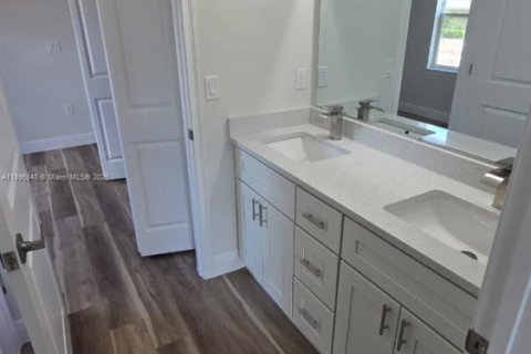 Casa en venta en Ocala, Florida, 4 dormitorios № 1947837 - foto 7