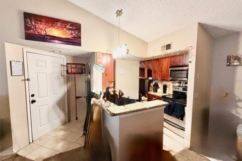 Condo in Orlando, Florida, 1 bedroom  № 1841766 - photo 2