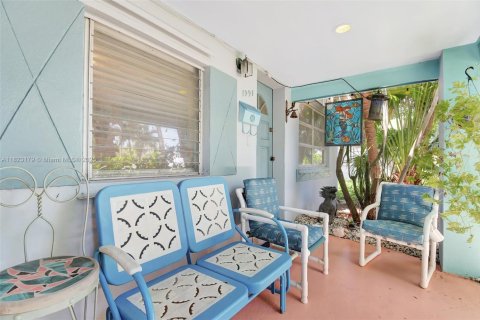 Casa en venta en North Miami Beach, Florida, 2 dormitorios, 81.75 m2 № 1792653 - foto 28