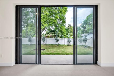 Купить виллу или дом в Форт-Лодердейл, Флорида 3 спальни, 211.45м2, № 1984142 - фото 6