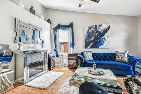 Купить виллу или дом в Ривервью, Флорида 8 комнат, 192.21м2, № 1907580 - фото 14