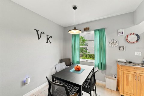 Copropriété à vendre à Sun City Center, Floride: 2 chambres, 89.19 m2 № 2389357 - photo 11