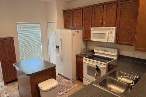 Touwnhouse à vendre à Orlando, Floride: 3 chambres, 154.22 m2 № 1917729 - photo 8