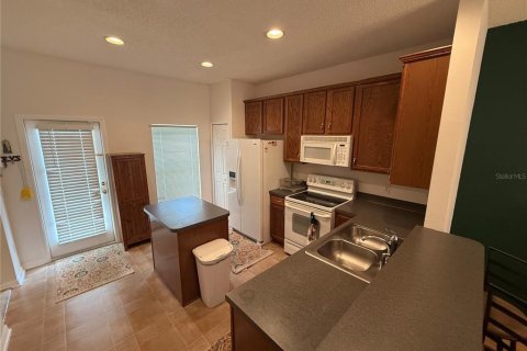 Touwnhouse à vendre à Orlando, Floride: 3 chambres, 154.22 m2 № 1917729 - photo 11