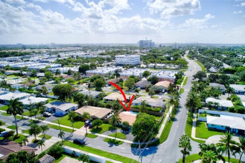 House in Pompano Beach, Florida 3 bedrooms, 132.85 sq.m. № 1704520 - photo 24