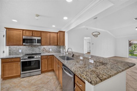 Casa en venta en The Villages, Florida, 3 dormitorios, 145.02 m2 № 2231587 - foto 13