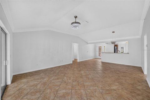 Casa en venta en The Villages, Florida, 3 dormitorios, 145.02 m2 № 2231587 - foto 9