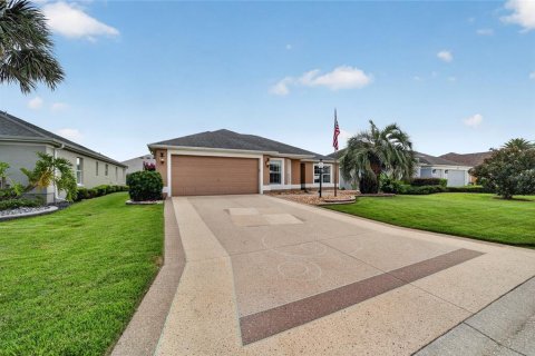 Casa en venta en The Villages, Florida, 3 dormitorios, 145.02 m2 № 2231587 - foto 2
