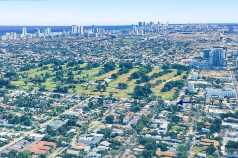 Townhouse in Hollywood, Florida 3 bedrooms, 158.21 sq.m. № 1995606 - photo 28