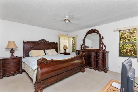 Condo in Boynton Beach, Florida, 2 bedrooms № 2251260 - photo 19
