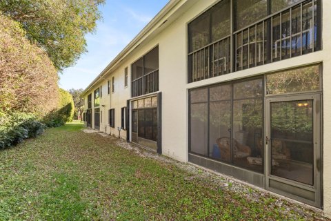 Condo in Boynton Beach, Florida, 2 bedrooms № 2251260 - photo 25
