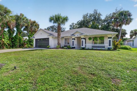 Villa ou maison à vendre à Sebastian, Floride: 3 chambres, 156.91 m2 № 2422250 - photo 2