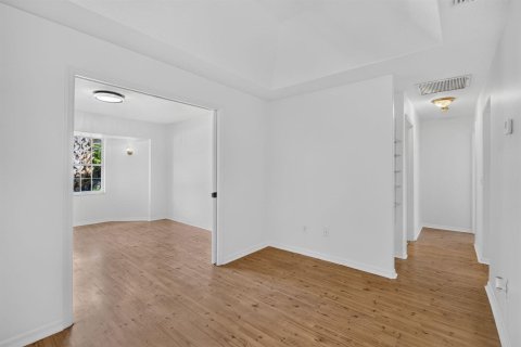 Villa ou maison à vendre à Sebastian, Floride: 3 chambres, 156.91 m2 № 2422250 - photo 6