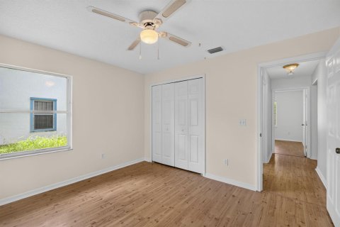Villa ou maison à vendre à Sebastian, Floride: 3 chambres, 156.91 m2 № 2422250 - photo 22