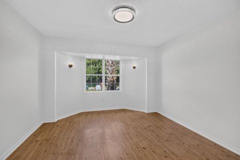 Villa ou maison à vendre à Sebastian, Floride: 3 chambres, 156.91 m2 № 2422250 - photo 7