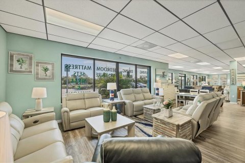 Propiedad comercial en venta en Englewood, Florida, 289.02 m2 № 1773876 - foto 7