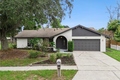 House in Winter Springs, Florida 3 bedrooms, 196.58 sq.m. № 2287796