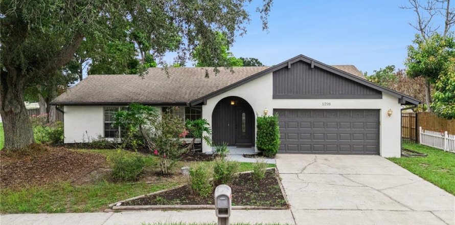 Villa ou maison à Winter Springs, Floride 3 chambres, 196.58 m2 № 2287796