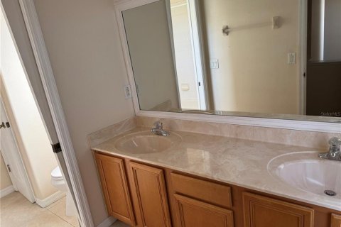 Villa ou maison à louer à Clermont, Floride: 5 chambres, 319.03 m2 № 2432704 - photo 16