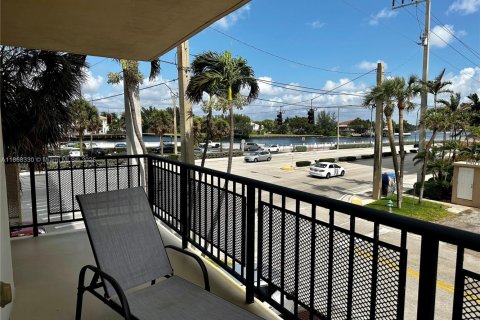 Condominio en venta en Hollywood, Florida, 2 dormitorios, 137.5 m2 № 1926097 - foto 13