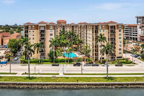Condo à West Palm Beach, Floride, 2 chambres  № 2166950